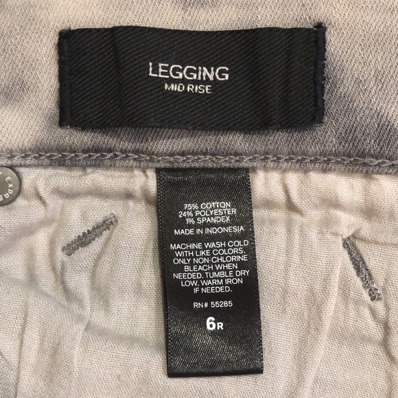 Express Mid-Rise Jean Legging, size 6R - Picture 6 of 10